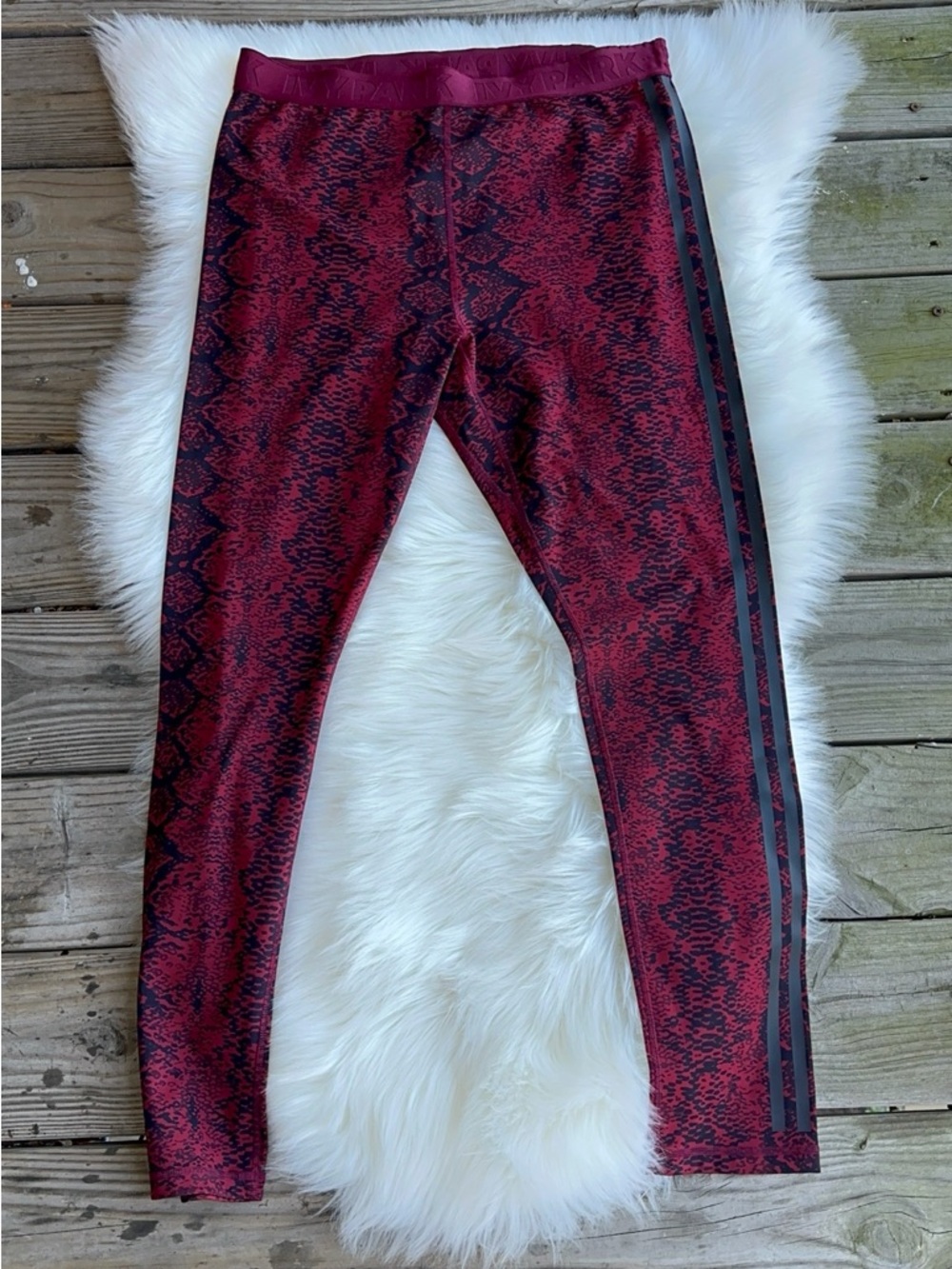 IVY PARK Maroon and Black Snake-Print Leggings - Picture 5 of 10